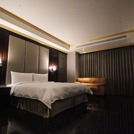 Gold Sand Hotel Kota Hsinchu Bagian luar foto